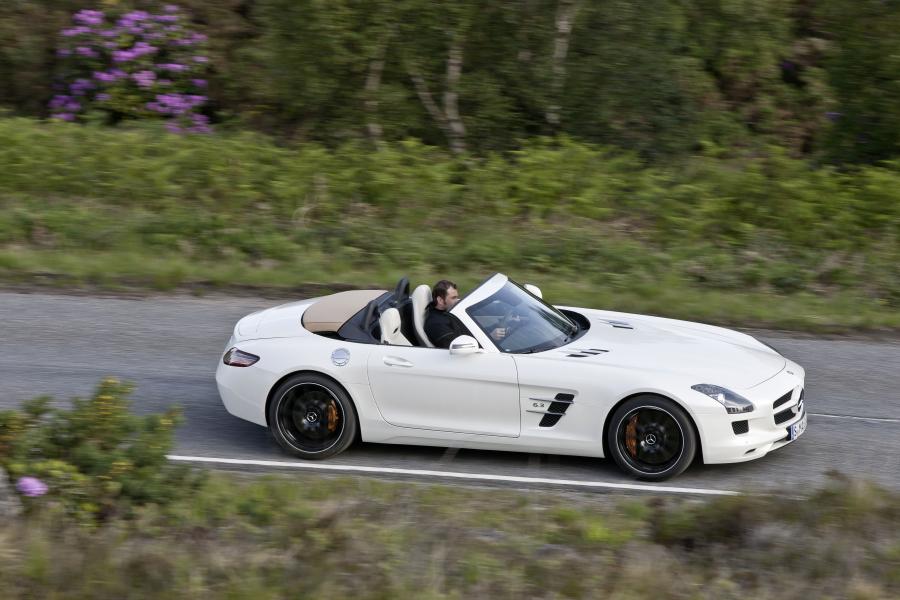  Mercedes-Benz SLS AMG Roadster 2011 года  (фото 111 из 183)